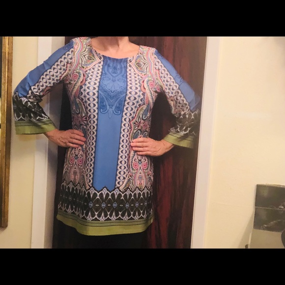 Fun, fanciful Tunic - Picture 2 of 7